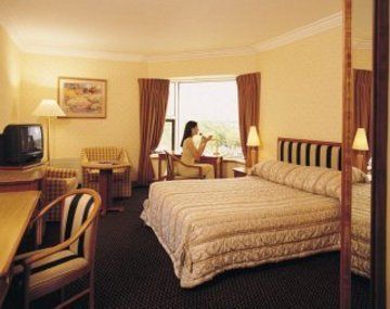 Corrib Heights Hotel Galway Bagian luar foto